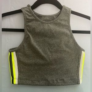 Women’s Workout Crop Top